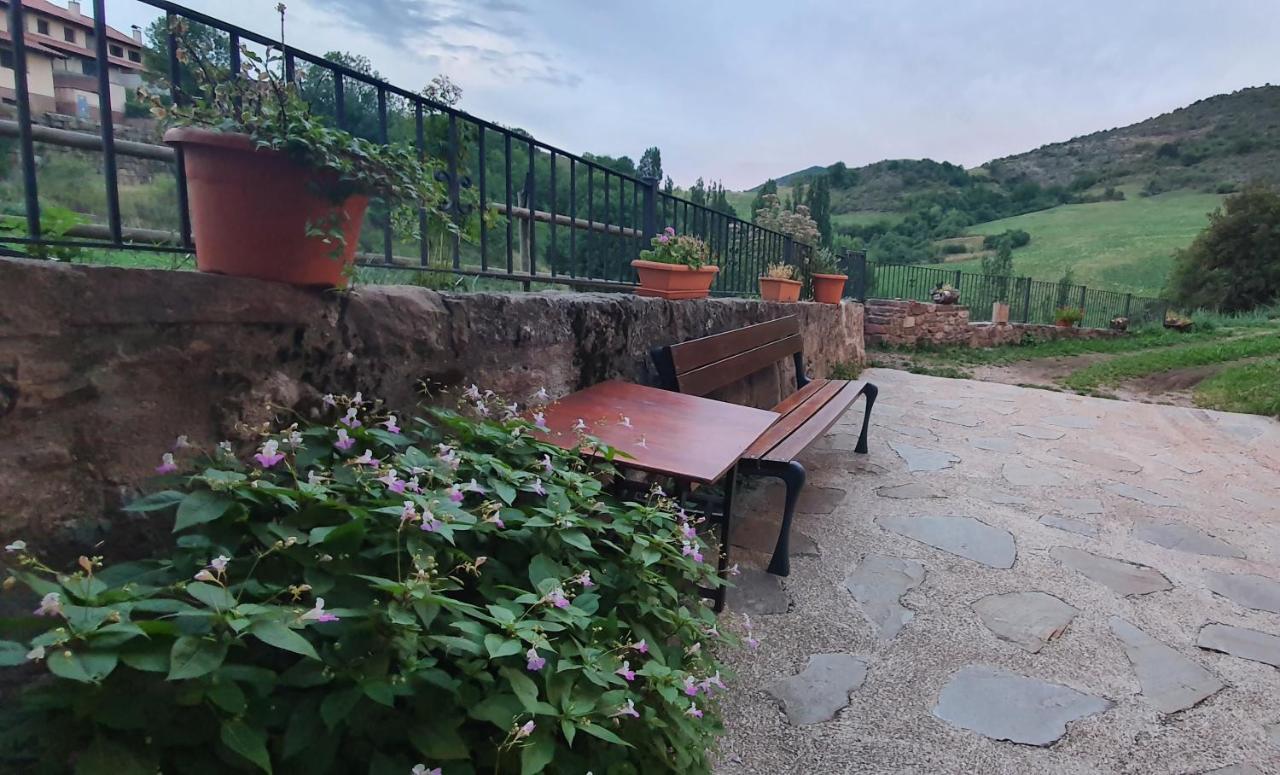 Turismo Rural Castell Neril Ngoại thất bức ảnh