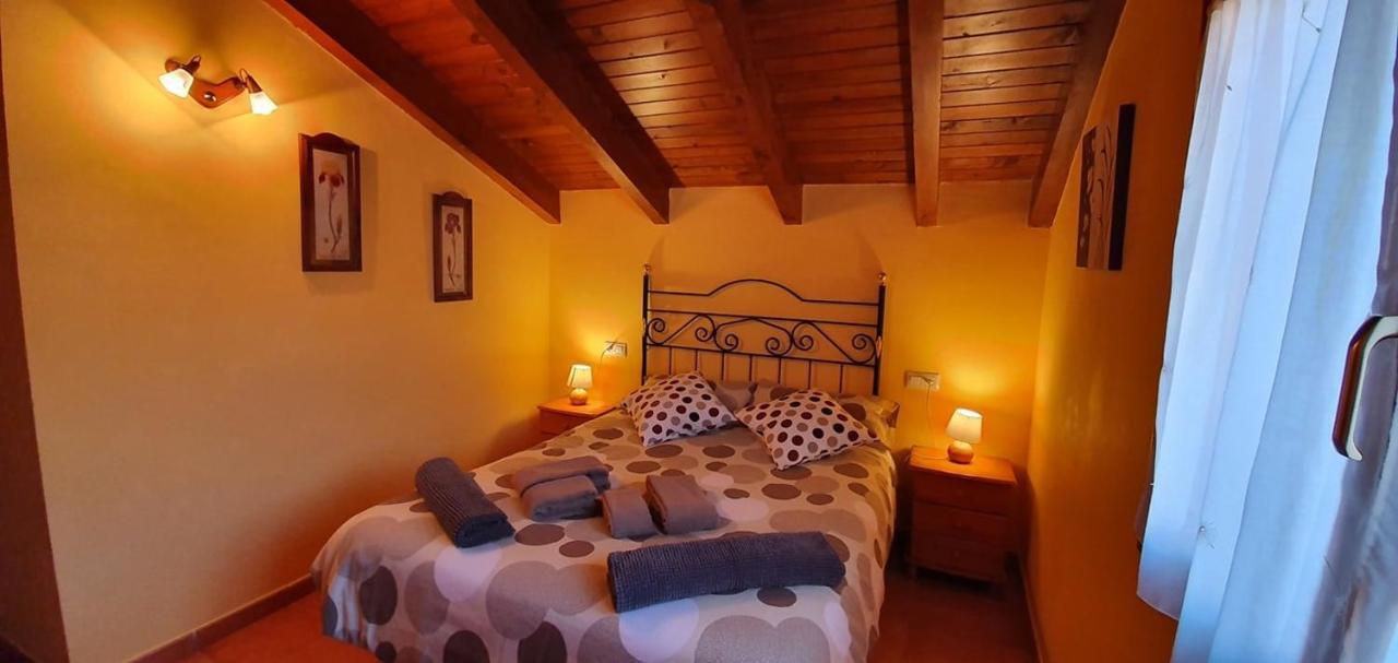 Turismo Rural Castell Neril Ngoại thất bức ảnh